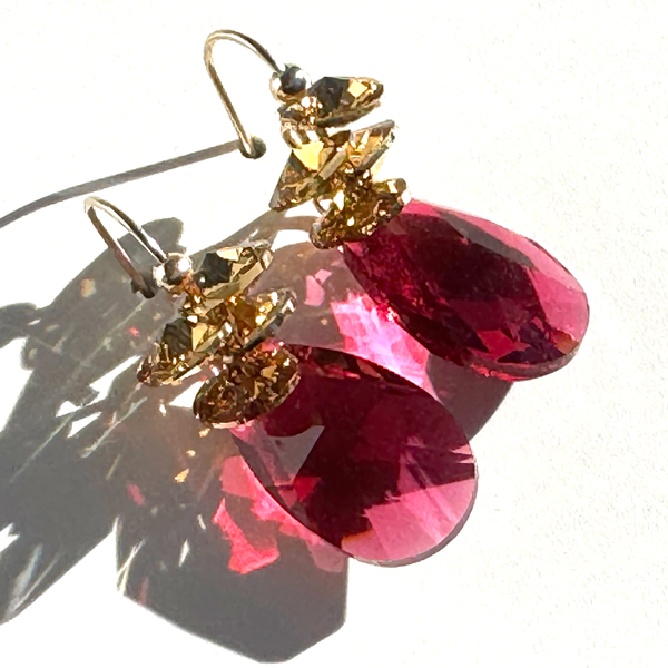 Short Drop Crystal Custer Earrings - Holiday Collection - Red Color