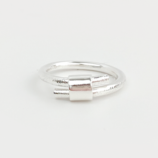 Traditional Sterling Silver Ring - Unity